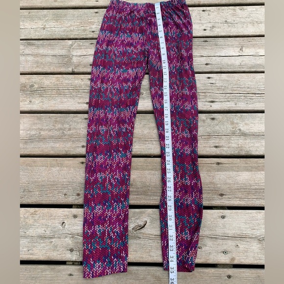 💜 Sweet legs Patterned Leggings- One Size Fits Most - Purple Teal Pink Zigzag - Picture 6 of 6